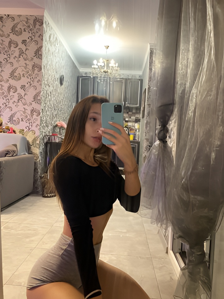 Лина привлекальеная девушка из Донского цена от 1500 руб