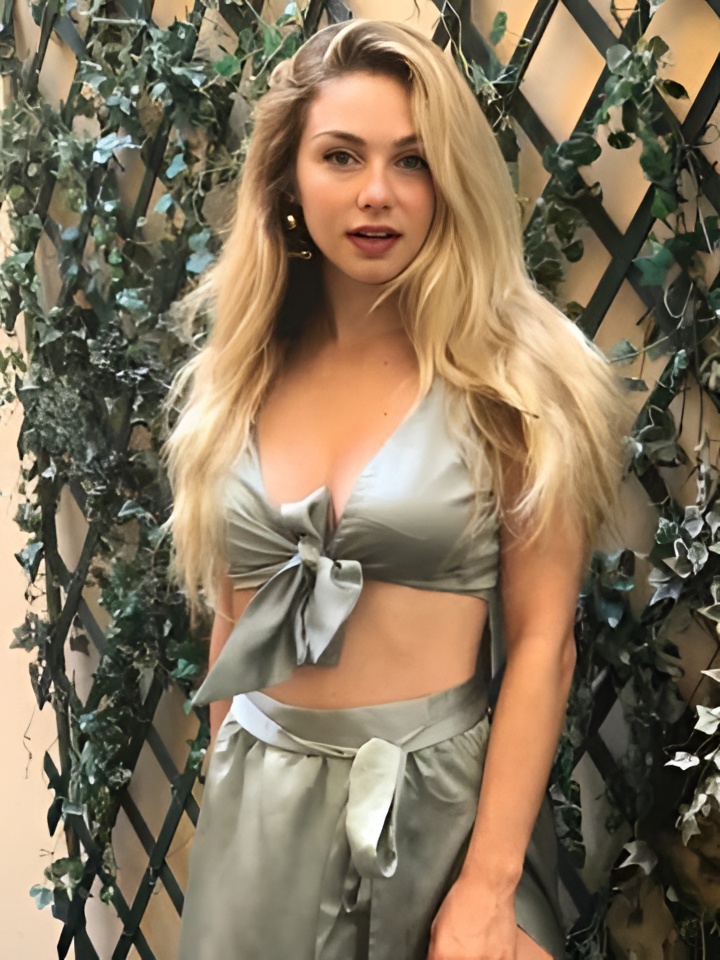 Индивидуалка Майя, доступна для личного знакомства от 1500 руб