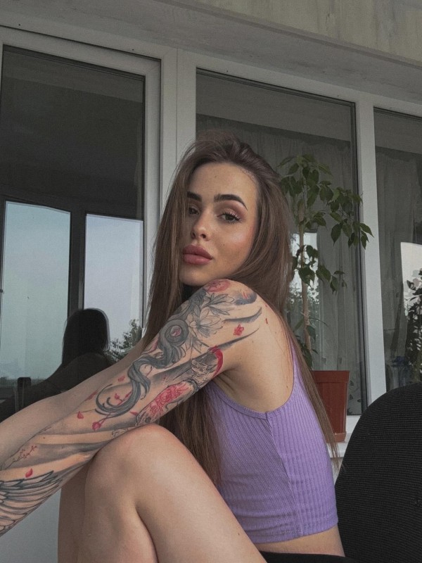 Луиза привлекательная девушка из Донского цена от 6000 руб